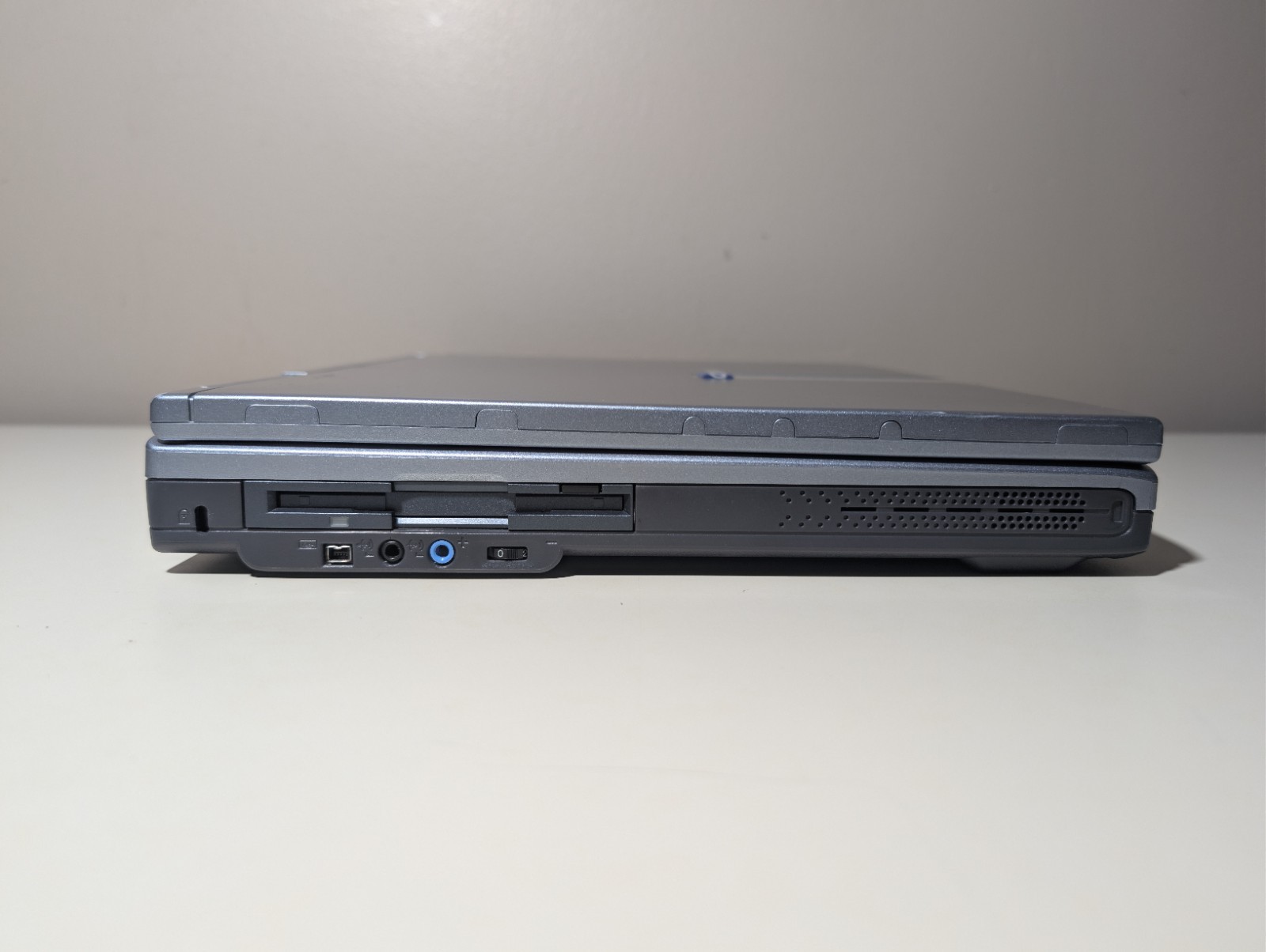 HOWARD MS2117 (1846) | PENTIUM 4 512MB RAM 20GB HDD | Win XP None on eBay!