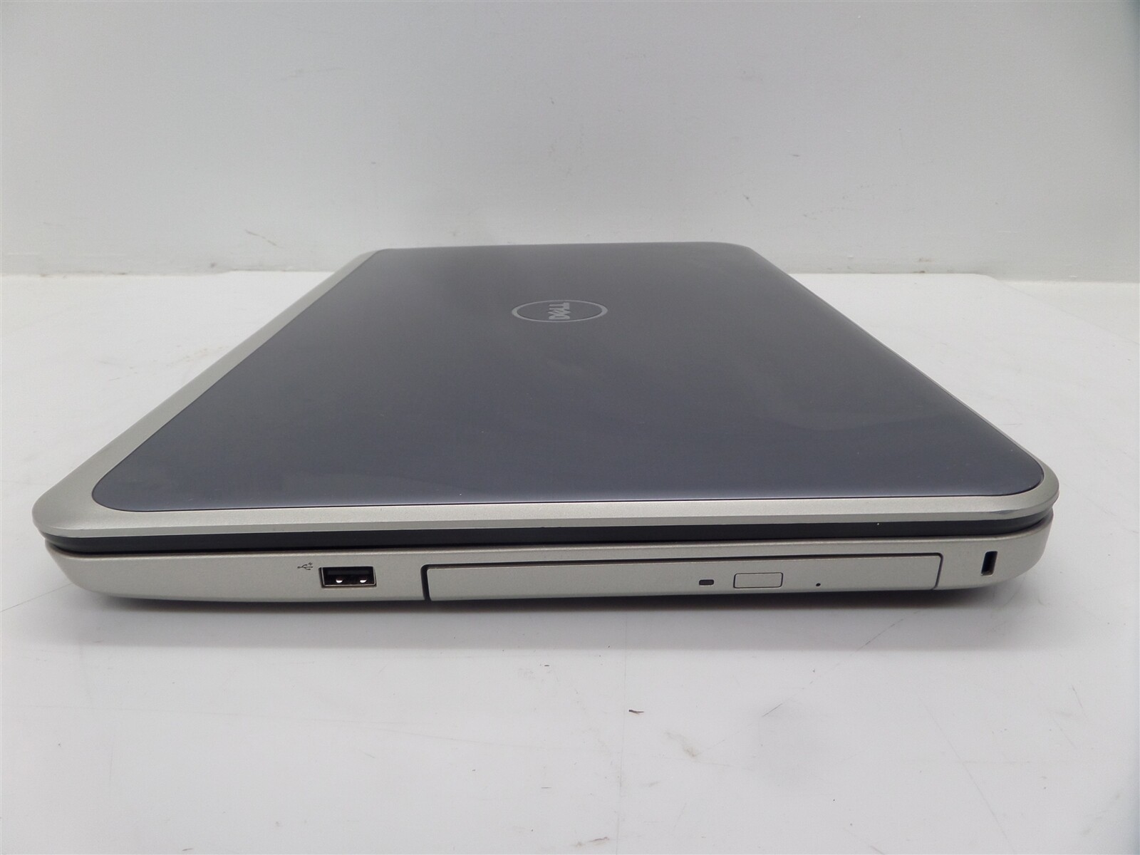 Dell Inspiron 5735 17″ Laptop w/ AMD A8-5545M APU 1.7GHz 8GB RAM – No HDD
