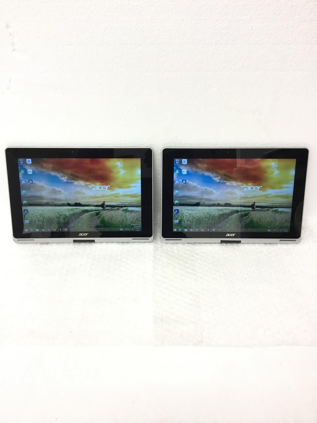 Acer SW5-012P 10.1″ Touch 64GB Intel Z3735F 2GB RAM No Power Adapter WORKING