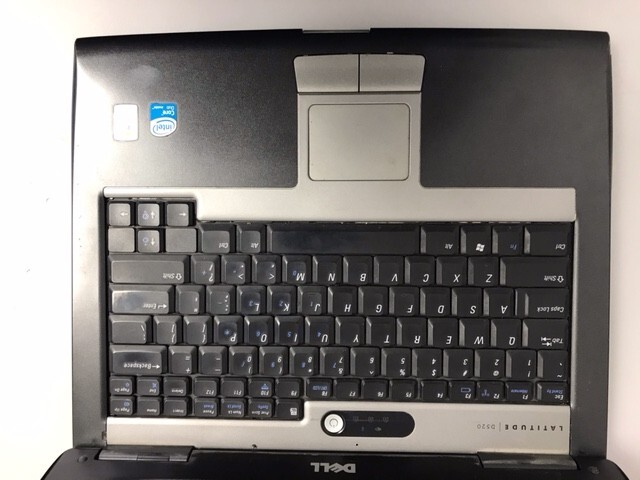 Dell Latitude D520 1.66GHZ 2GB RAM 640GB HDD SATA RS232 W/POWER ADAPTER