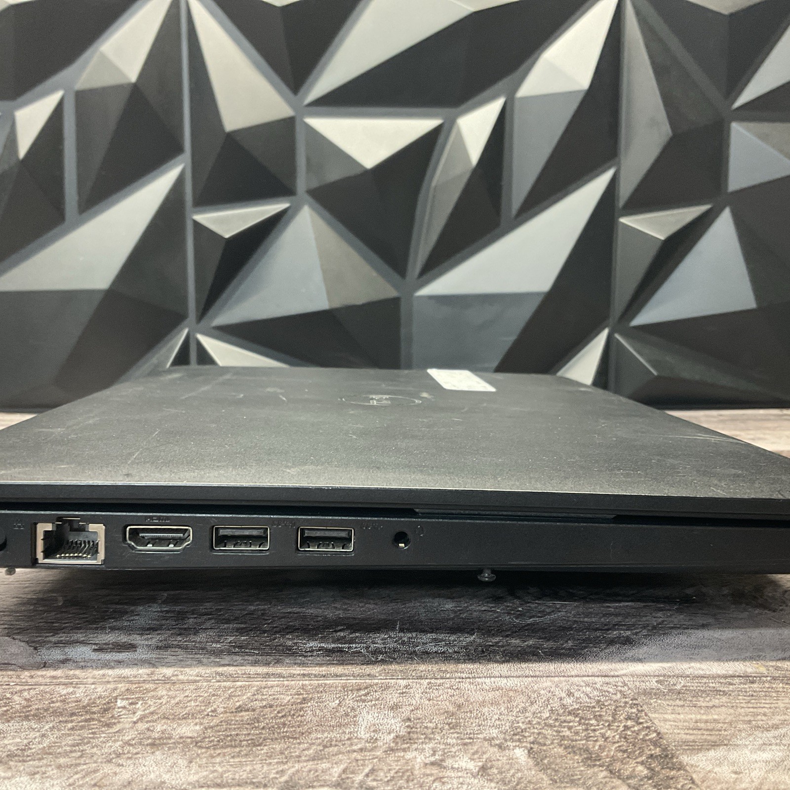 Dell Latitude 3480 / i7 7th Gen / BIOS Unlocked / No RAM / No SSD / P20