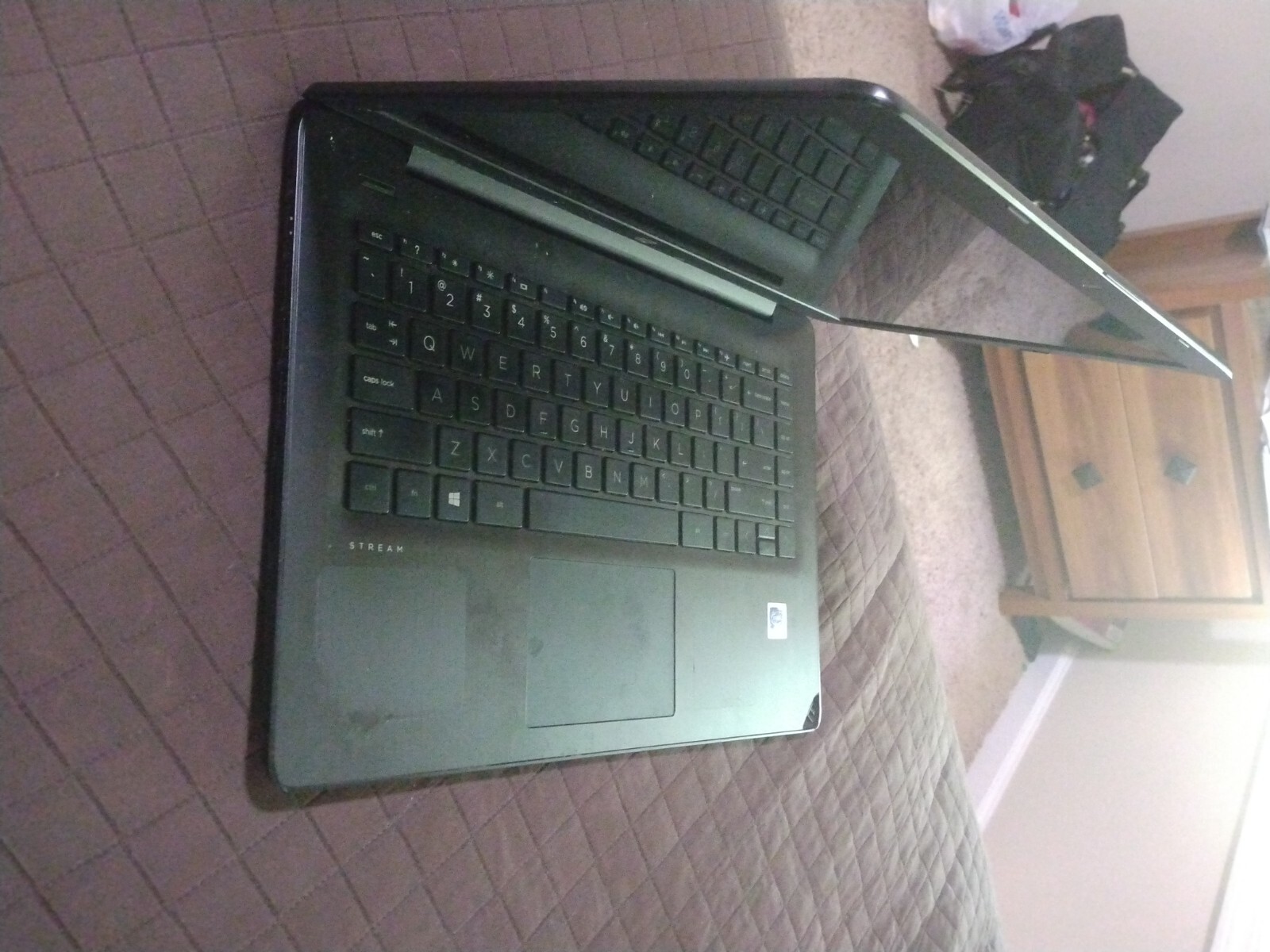 HP Stream 14 (64 GB, Intel Celeron N4000, 1.10 GHz, 4 GB) Win 11 Home