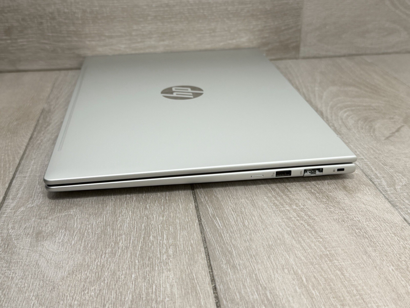 HP ProBook 460 G11 16″ Touch Laptop Core Ultra 7-155U 8GB RAM 512GB NVMe Win-11