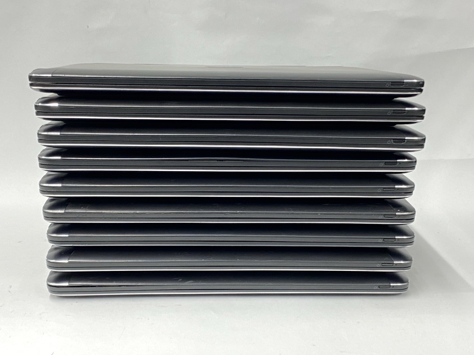 Lot of (9) Dell Latitude 7350 – Touch FHD – M-5Y71 – No RAM/SSD/OS – READ