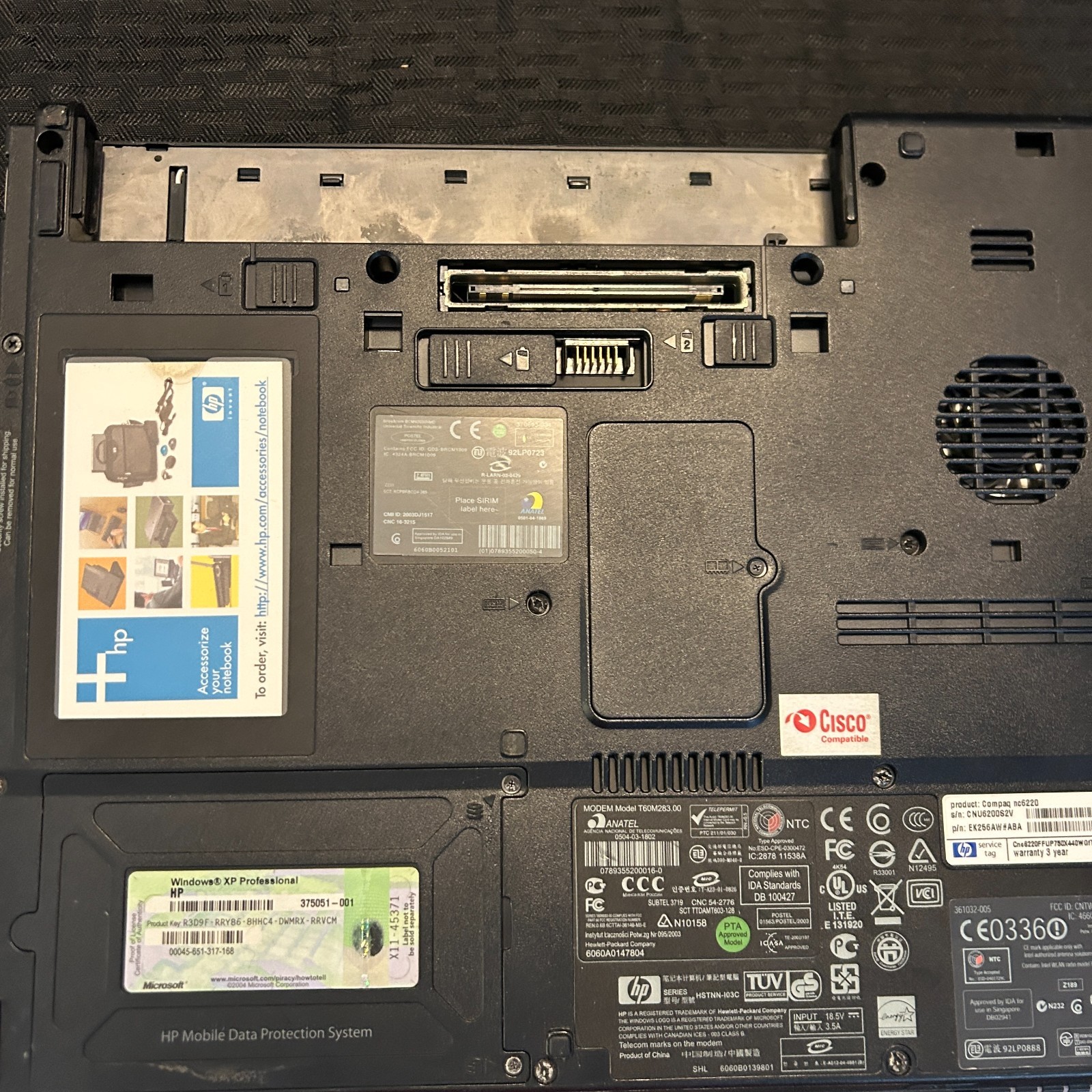 HP Compaq 14″ NC6220 Laptop Untested No Power Cable PARTS ONLY