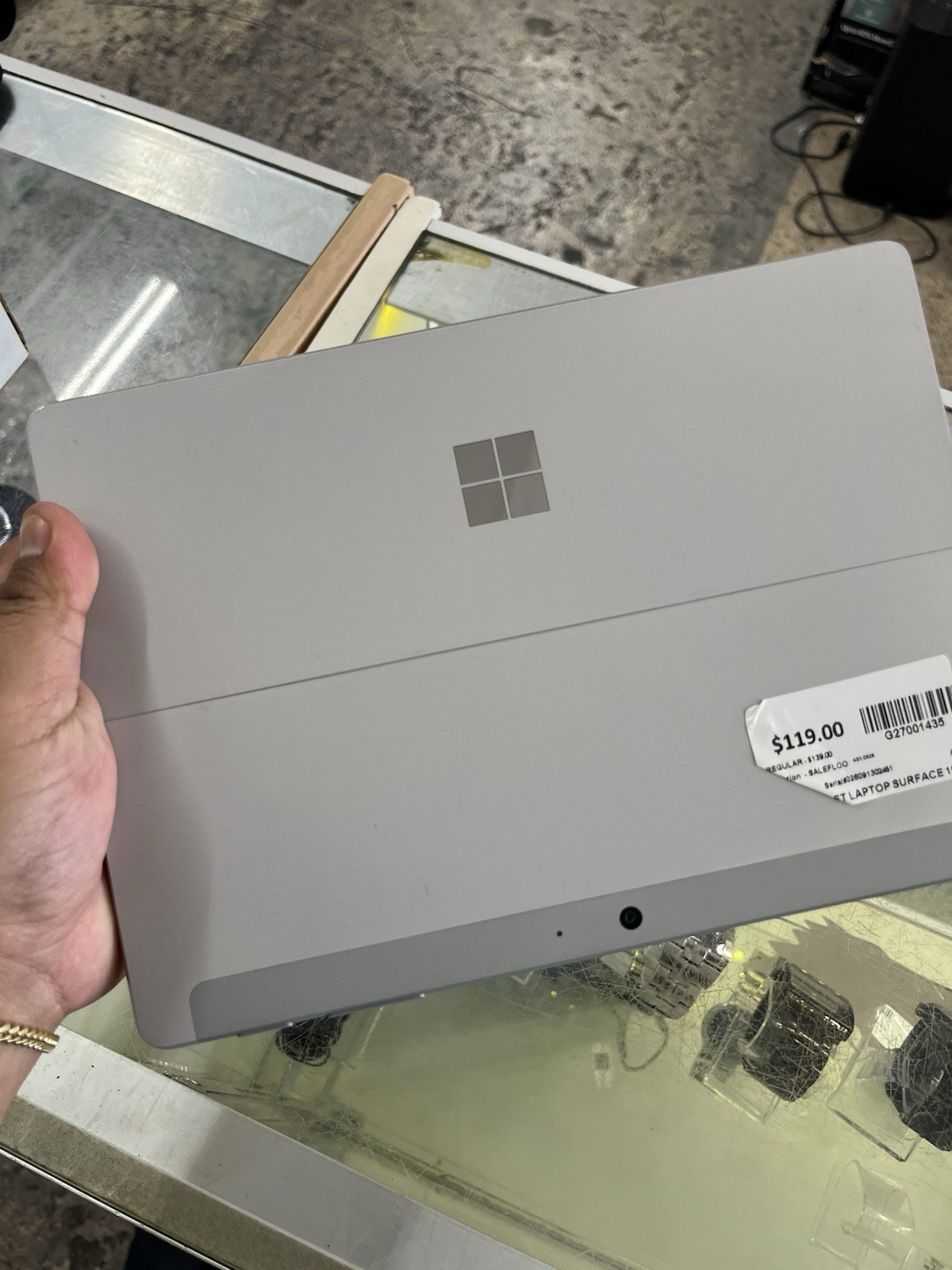 Microsoft Surface GO 2 1926 Intel Pentium 4425Y 4GB 64GB Windows 10