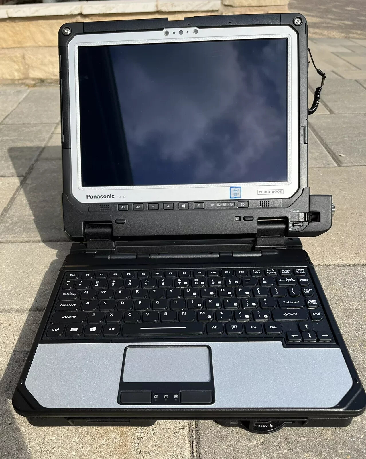 Panasonic Toughbook CF-33 Win 11 Core i7-7600U 16GB 512GB Slim Keyboard Docking