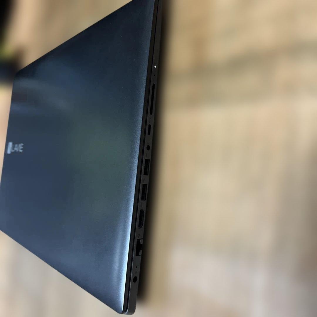 NEC LAVIE Note Standard NS600/K i7-8550U SSD 500GB 8GB 15.6″ HD Win 11 DVD