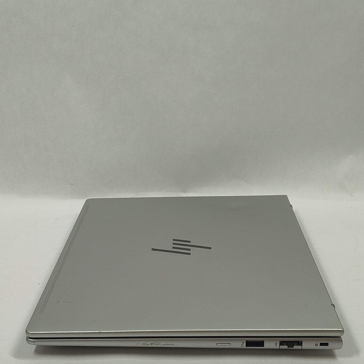 Broken HP EliteBook 640 G11 14″ Ultra 5 135U 1.6GHz 16GB RAM Mouse Pad
