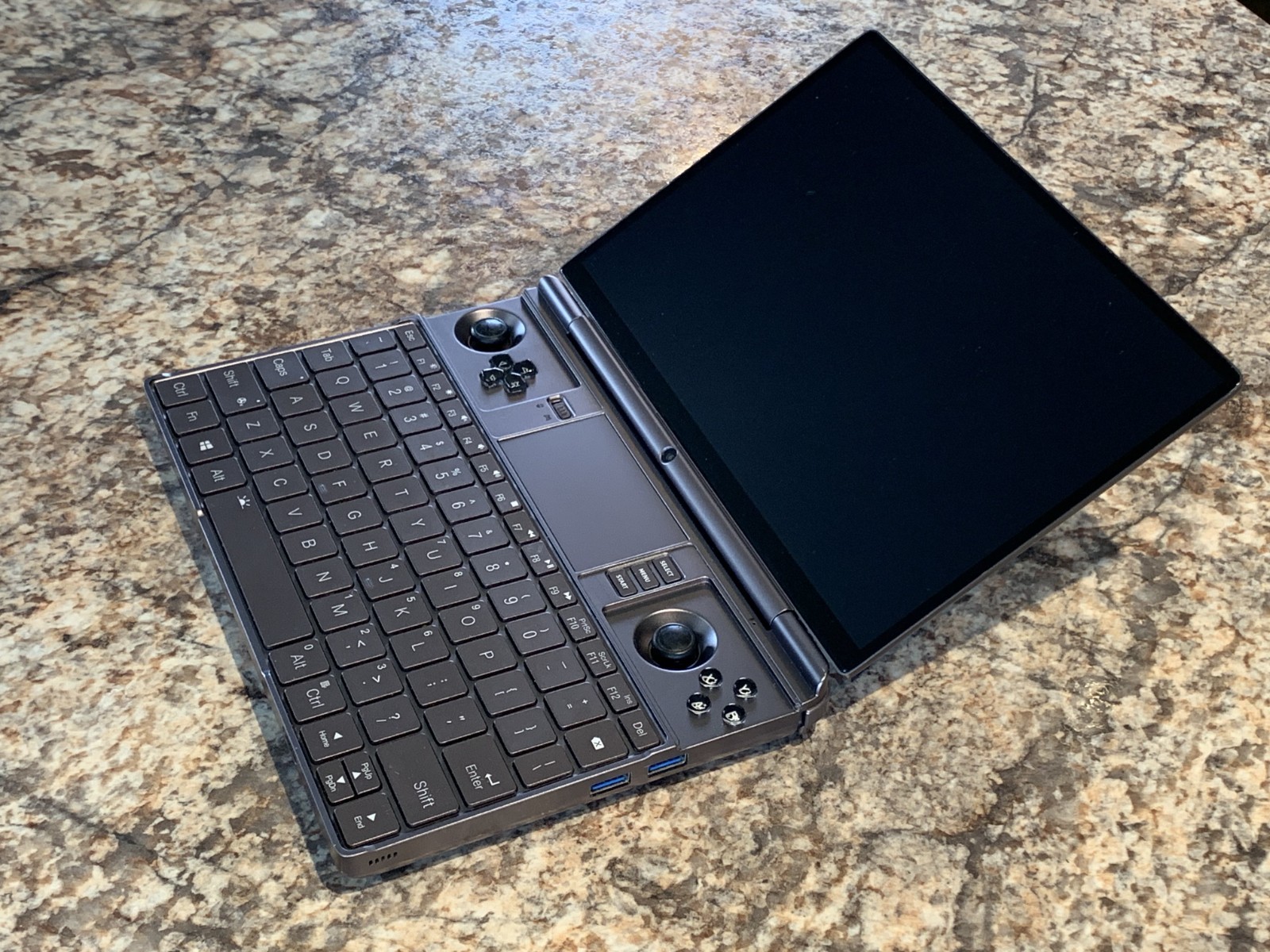 GPD Win Max 2 6800u 16gb/1tb