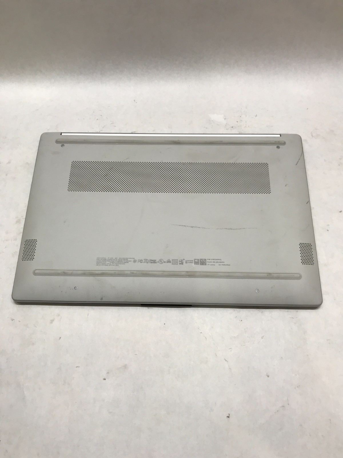 HP 15-fd0159wm 15″ Intel Core i5-1334U NO RAM NO SSD/OS For Parts Cracked!! – DW