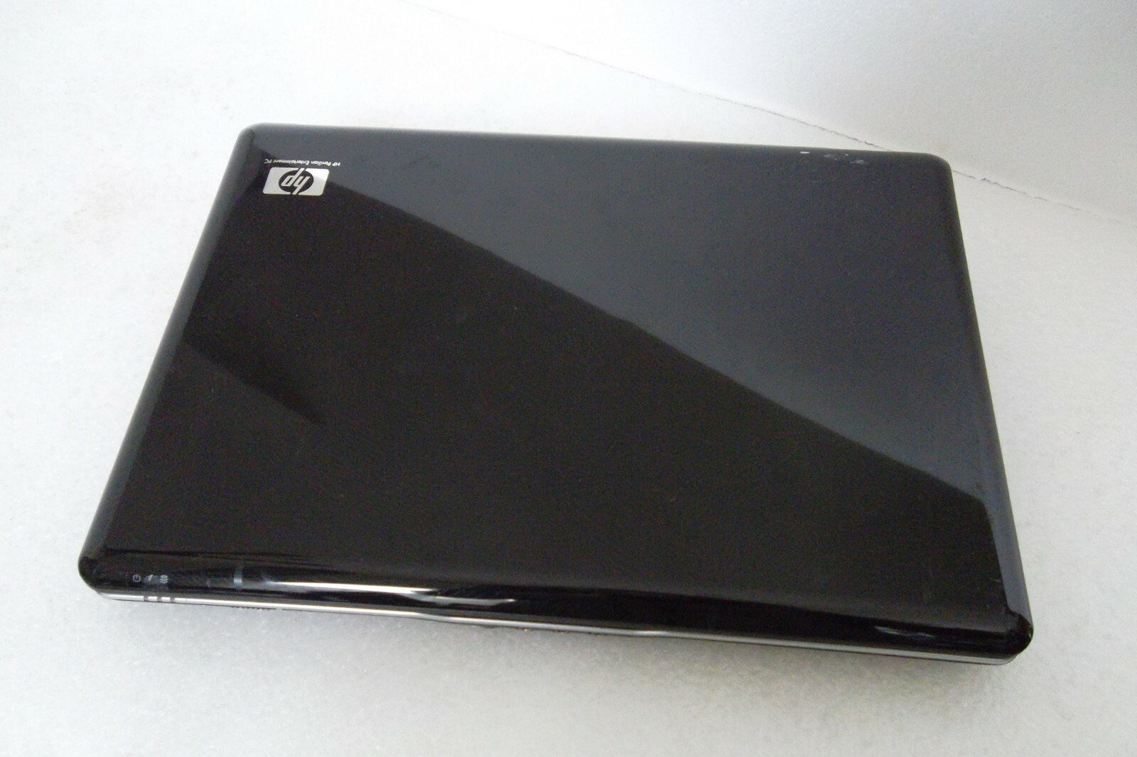HP Pavilion dv6000 AMD Athlon X2 Dual Core TK-53 1.70GHz 4GB Wi-Fi DVD GY131UA