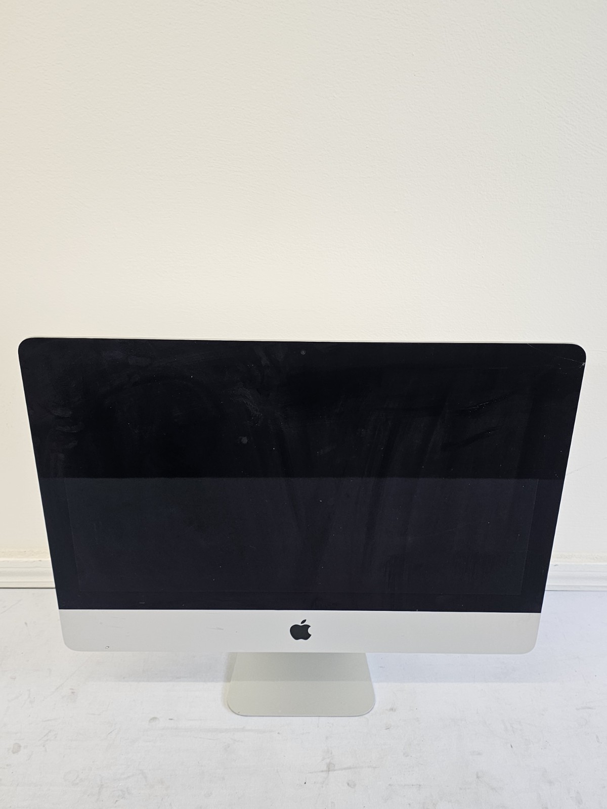 Apple iMac A1418 All-In-One – Intel i5-7400 8GB RAM 1TB HDD Mac OS Ventura READ