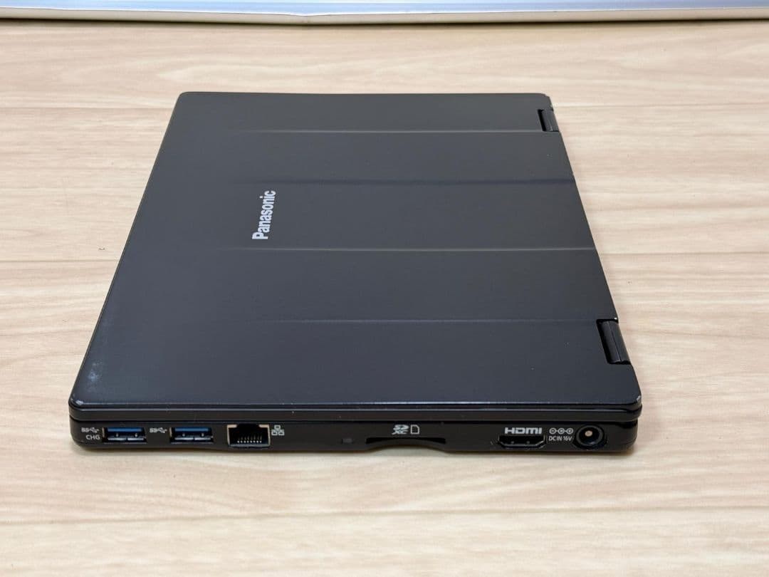 Panasonic Lets Note CF-RZ5-3 10.1-inch m7-6Y7 Used Japan Genuine