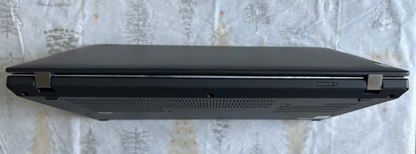 Lenovo ThinkPad P14s Gen 3 14” i7-1260P NVIDIA T550 16GB RAM + 06/26 Warranty