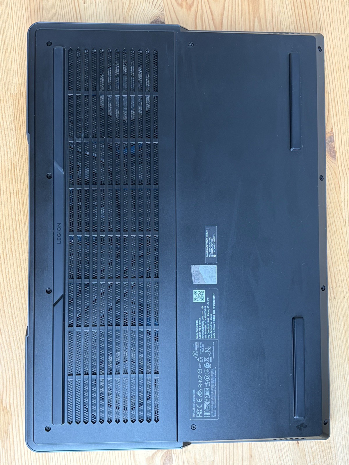 Lenovo Legion Pro 5 Gaming RTX 4070 i7-13700HX 16GB 1TB SSD 92% Batt 240HZ