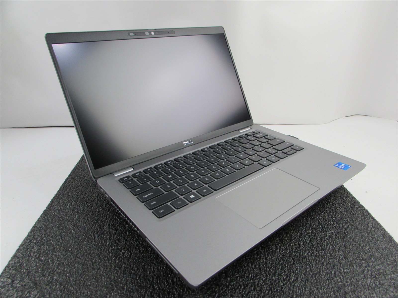 DELL LATITUDE 5420 1920X1080 FHD CORE I5-1145G7 512GB SSD 16GB RAM NO O.S/BATT