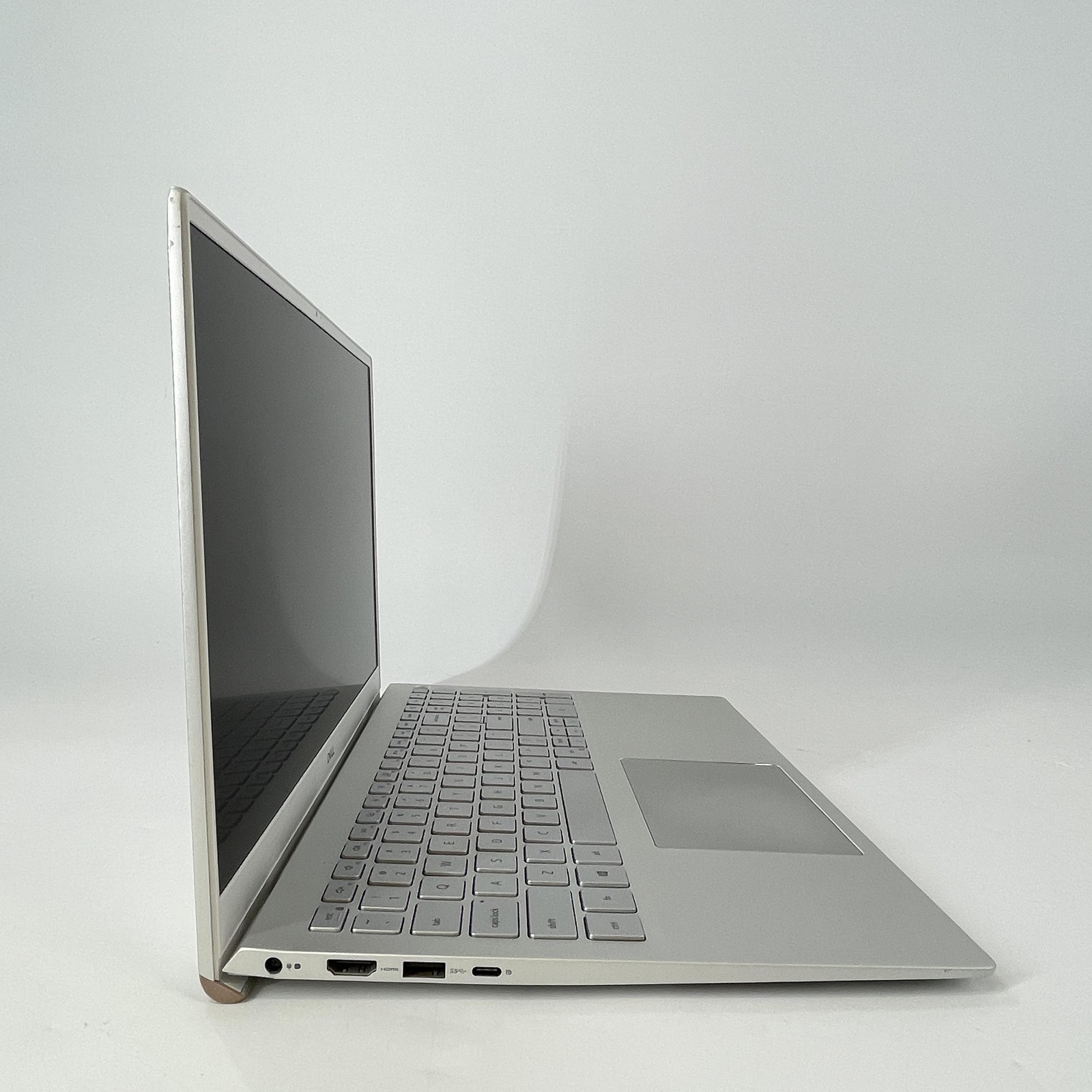 Dell Inspiron 5502 15.6 Silver FHD i7-1165G7 2.80GHz 12GB 512GB SSD Good