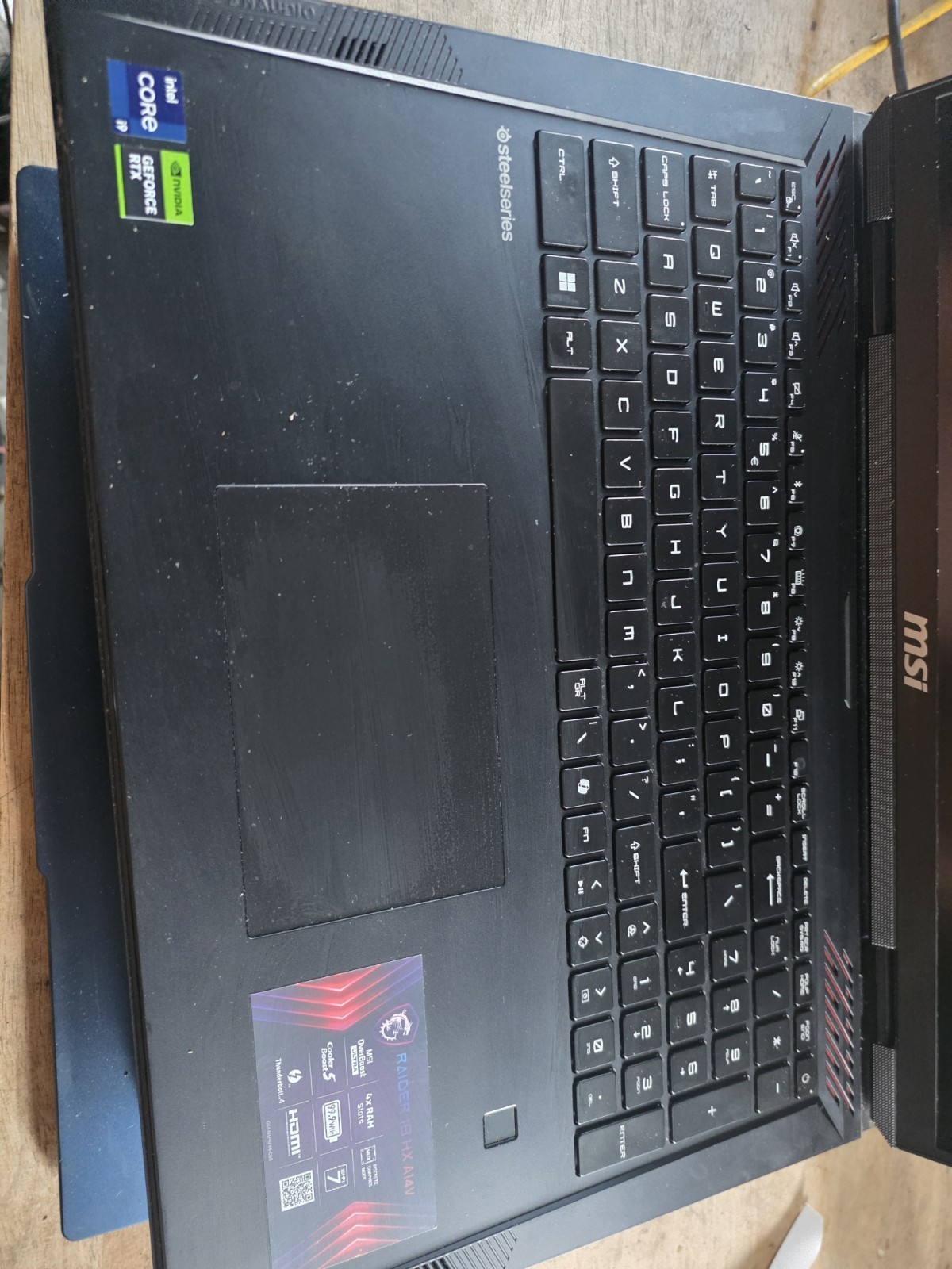 MSI | Raider 18 HX A14VIG-495US 18 in QHD+ i9-14900HX RTX 4090 Power