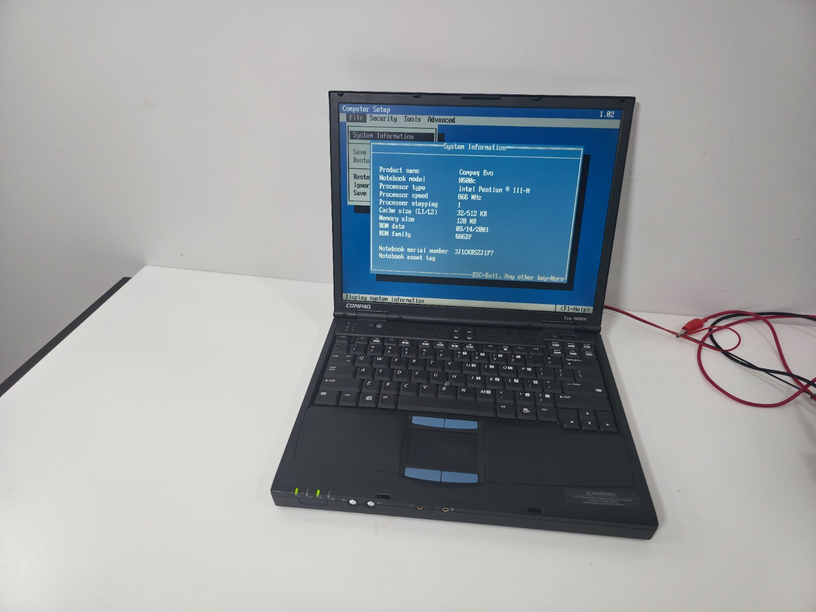 Vintage Compaq Evo N600c 14″ Laptop | Pentium III-M 866MHz | Boots to BIOS