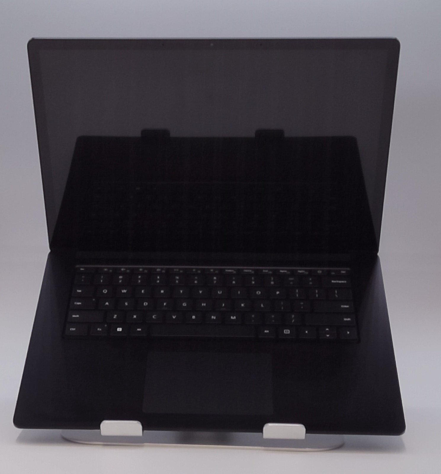 Microsoft Surface Laptop 4 1979 15″ No-Touch Intel i7-1185G7 32GB 1TB USED W/AC