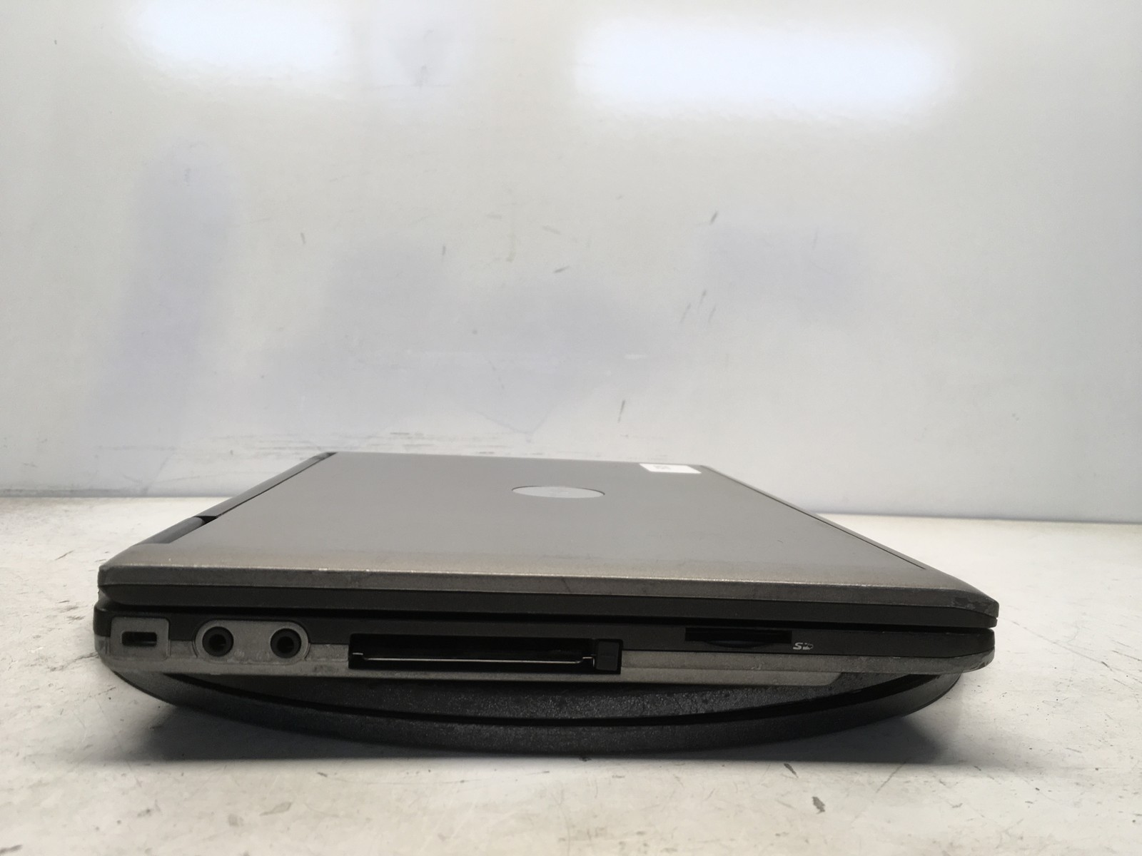 Dell Latitude D430 Intel Core 2 Duo 06FD 1.33GHz 1 GB NO HDD No Batt