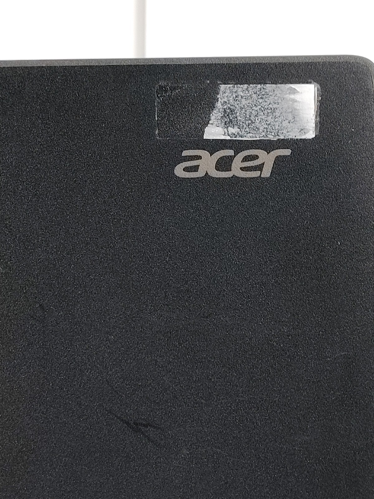 Acer TravelMate B3 B311-31 Laptop PC Computer Windows 11 – Damaged Screen AS-IS