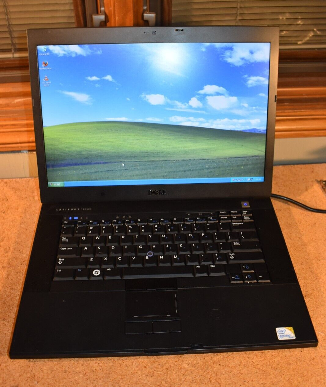 Dell Latitude E6500 Core 2 Duo 2.53GHz 2GB RAM 120GB HDD Windows XP Pro 32-bit