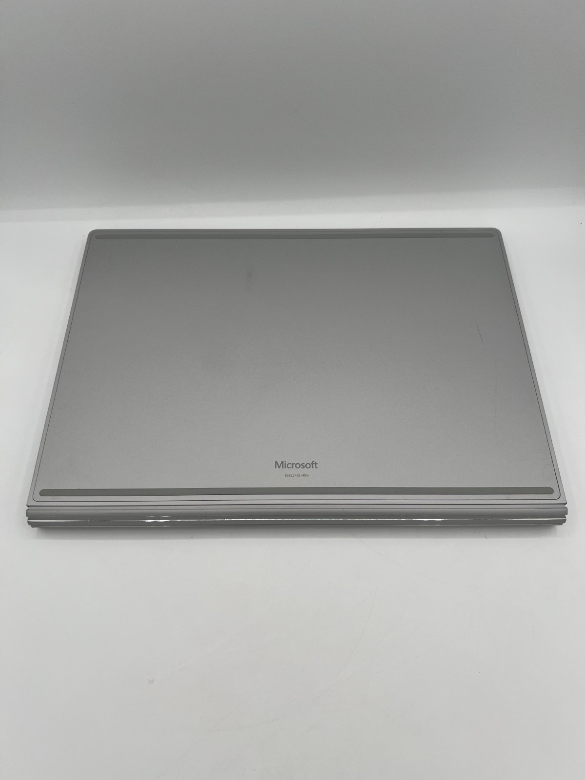Microsoft Surface Book 3 15″ i7-1065G7 16GB 256GB SSD Ubuntu LTS 24.04