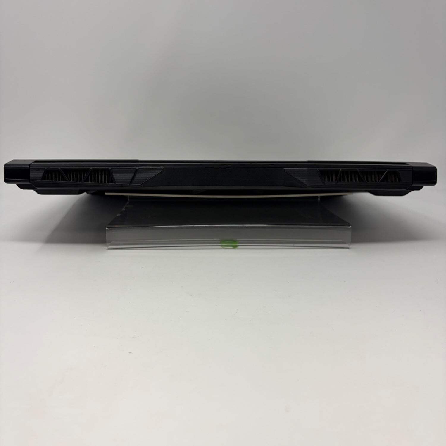 MSI Alpha 15 B5EEK 15.6″ AMD Ryzen 7 5800H 3.2GHz 32GB RAM 1 TB SSD