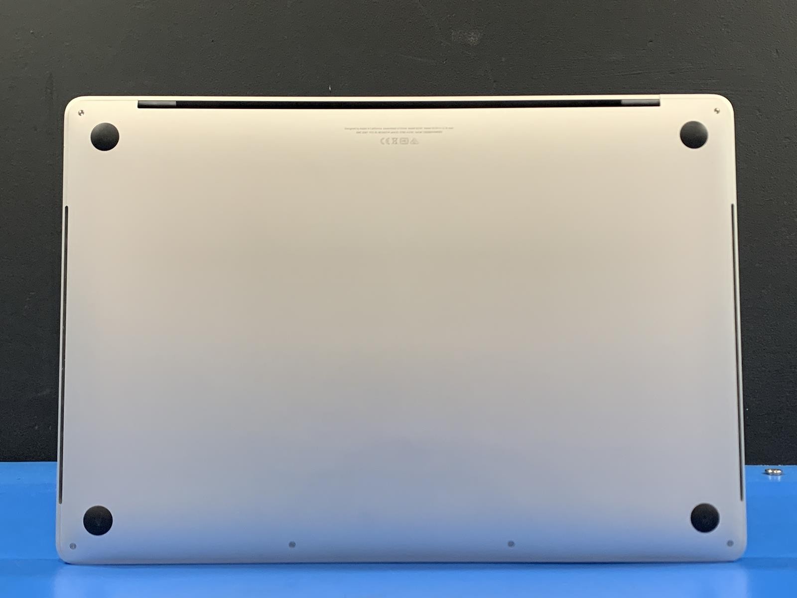 Apple MacBook Pro A2141 Core i9 9980HK 2.40GHz 32GB DDR4 512GB SSD macOS Sonoma