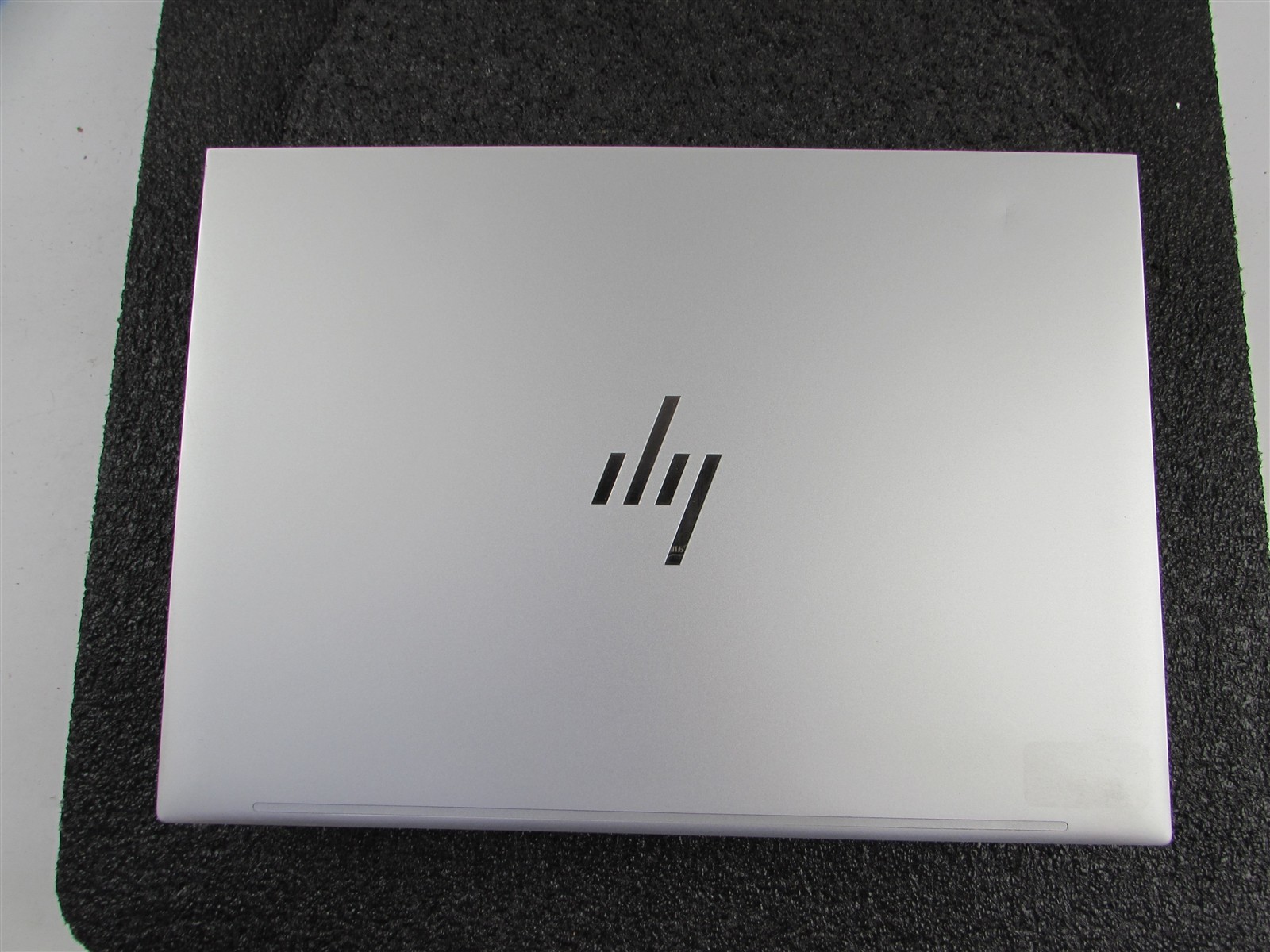 ELITEBOOK 840 (G11) FHD CORE ULTRA 5 135U 256GB SSD 16GB RAM WIN 11 PRO