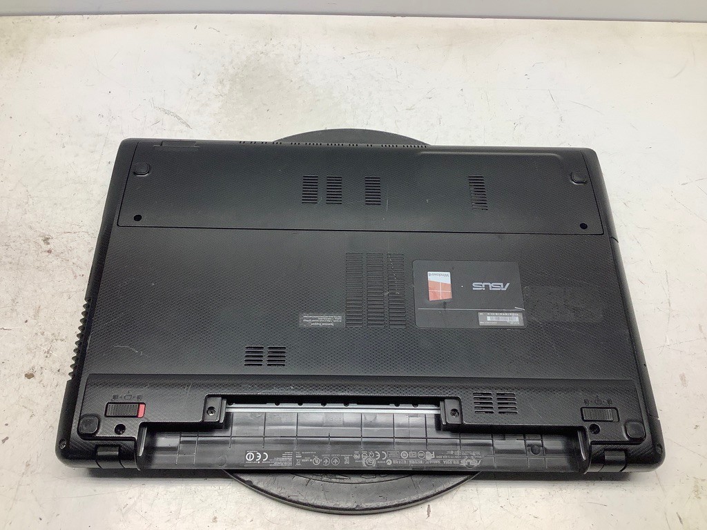 Asus X55A-DS91 Intel Pentium 2020M 2.4GHz 4 GB NO HDD