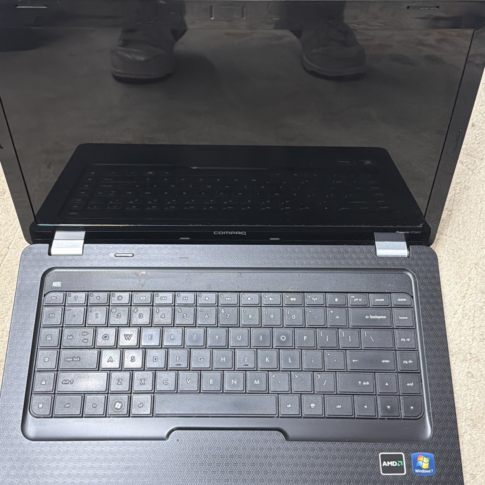 Compaq Presario CQ62 Laptop Untested No Charger Cord PARTS ONLY